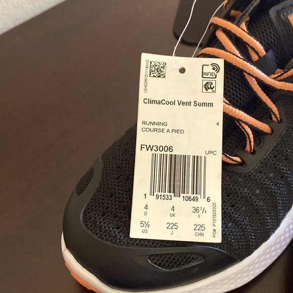 Adidas  Running Shoe - Picture 9 of 9